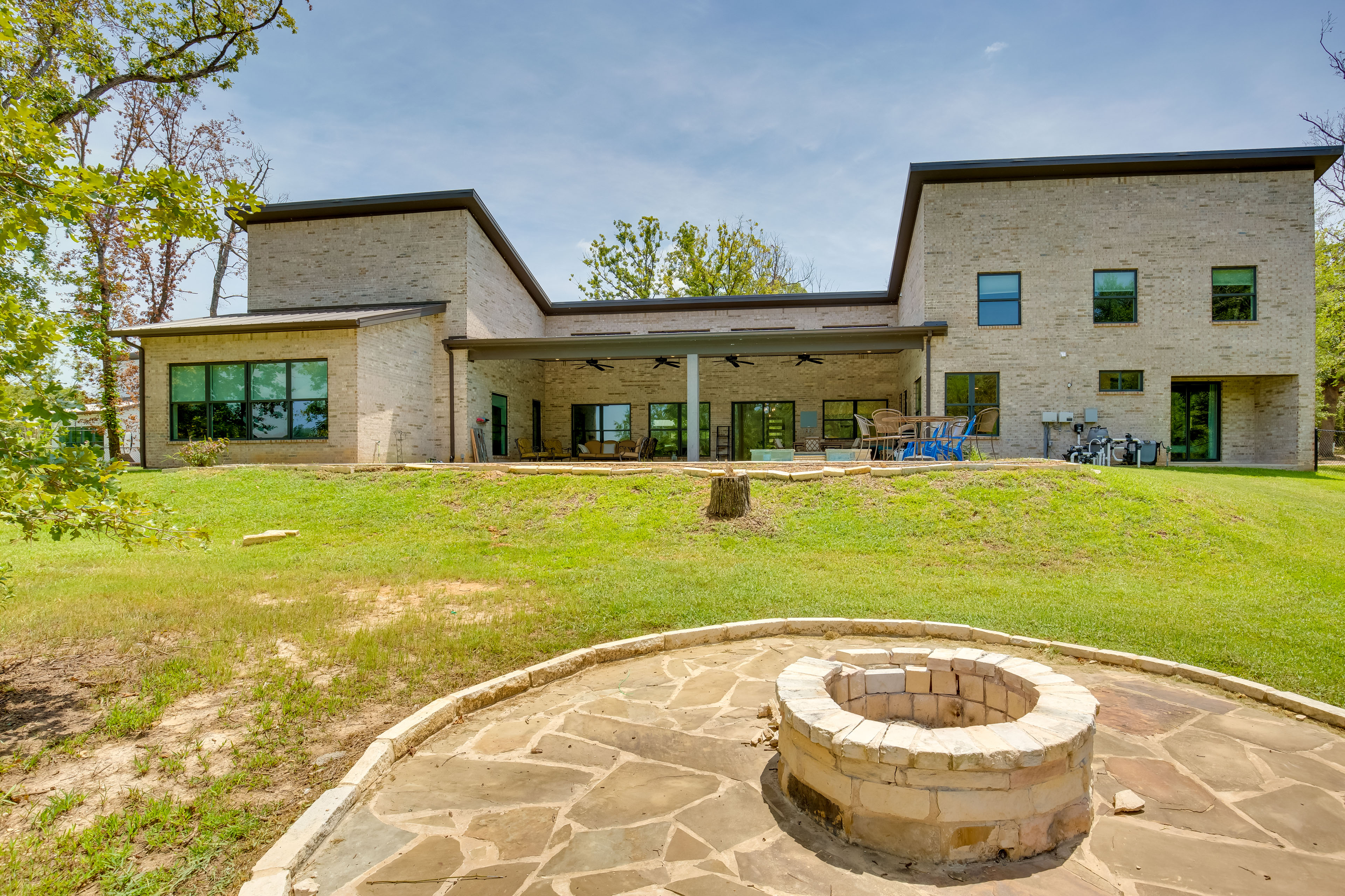 Property Image 2 - Malakoff Gem on Cedar Creek: Pool, Hot Tub & Views