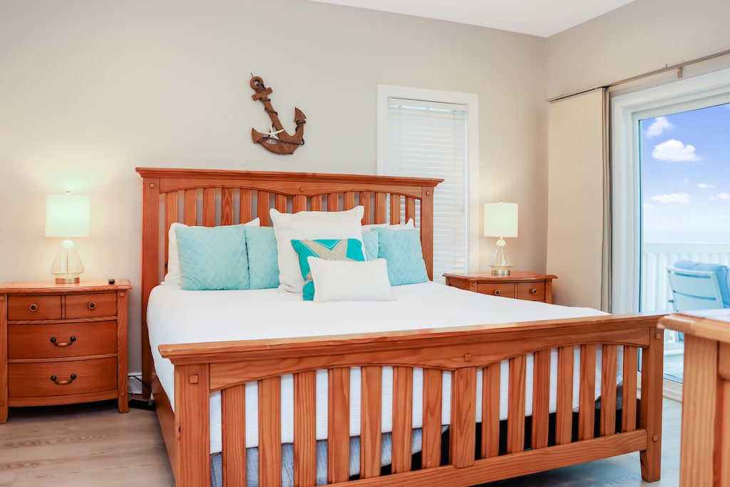 Bedroom 3 - Beachfront Master Bedroom