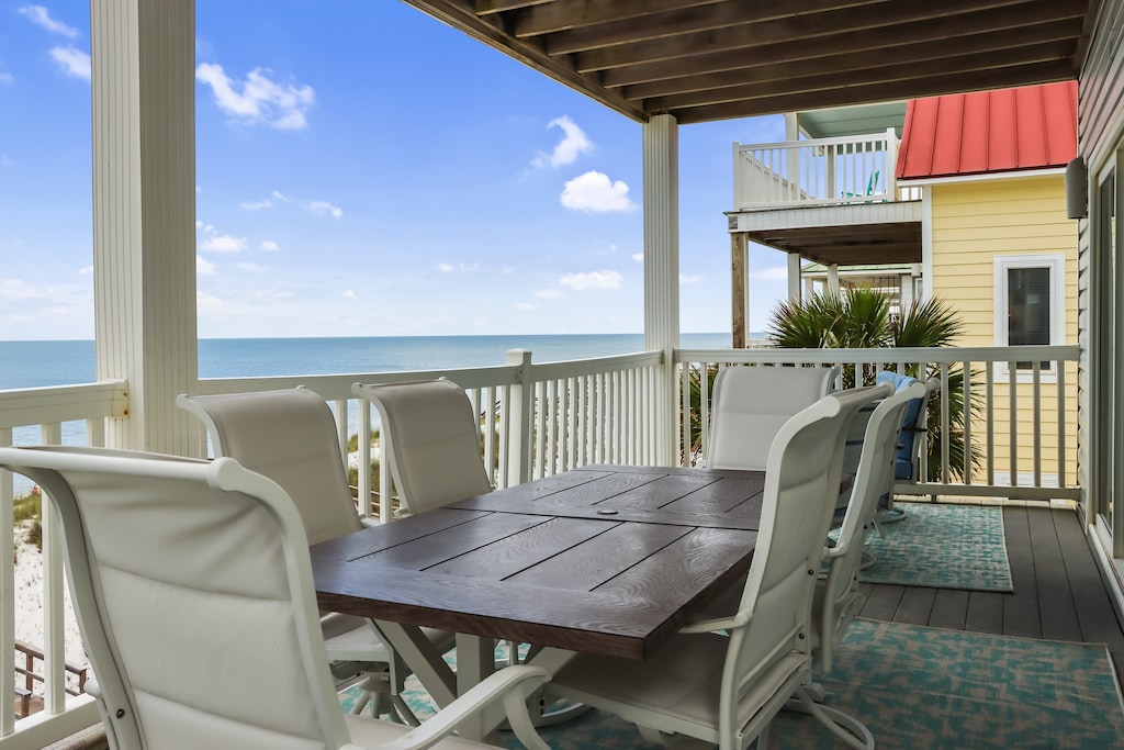 Outdoor Dining on Main Level Beachfront Deck