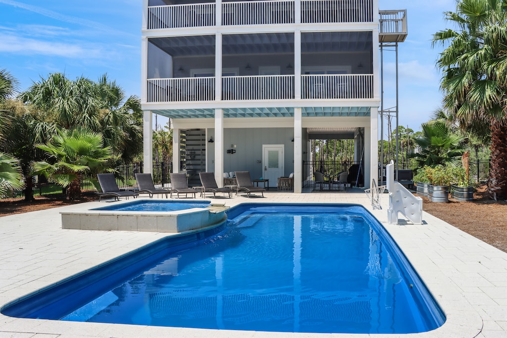 Private Pool and Kiddie Pool