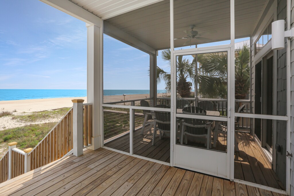 Screened Deck