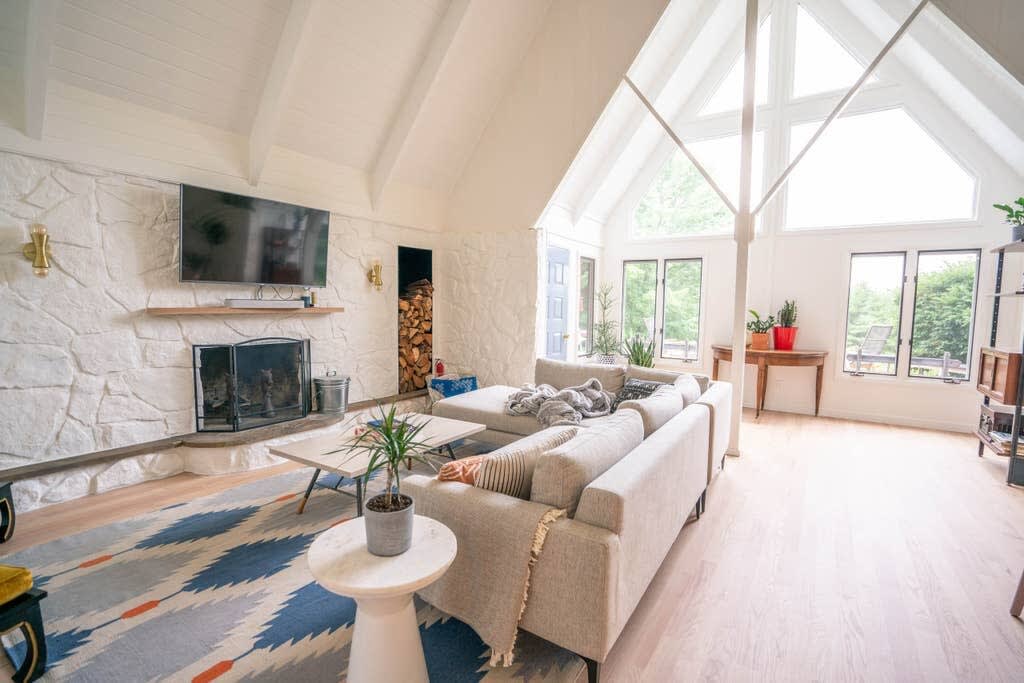 Milan Hill A-Frame - Charming & Stylish near Rhinebeck