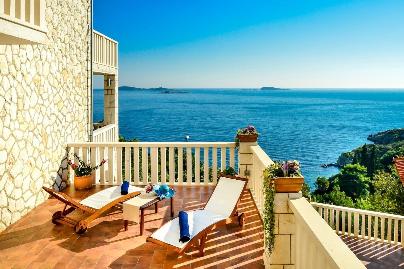 Property Image 2 - Luxury - amazing seaview - H(8+2)