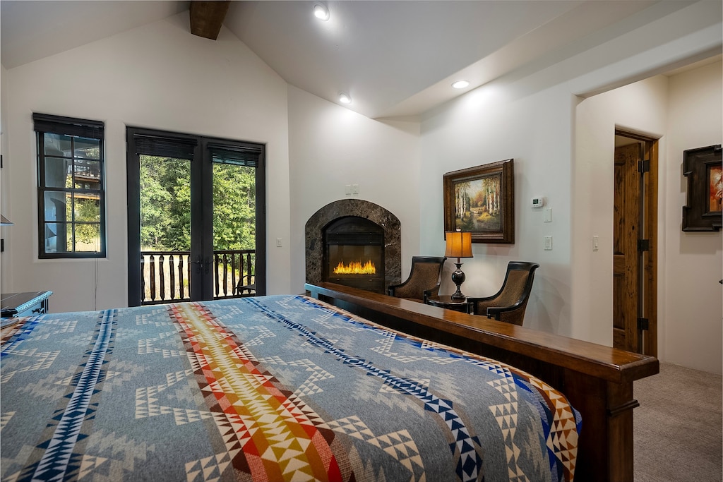 King Bed | Upper Level