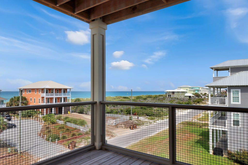 2nd Floor Beach View Deck