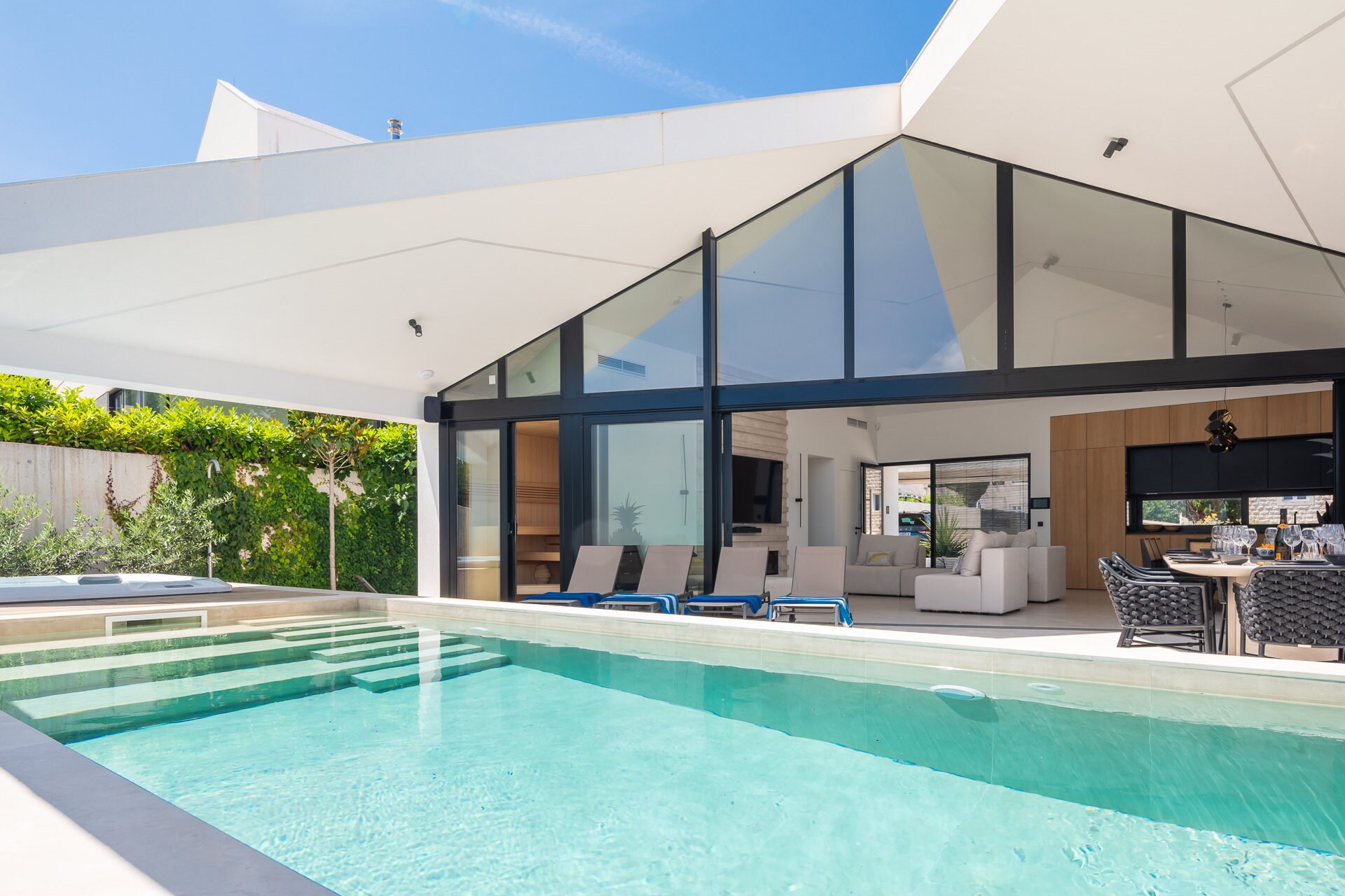 Property Image 2 - Luxury Villa Piña Colada with Pool