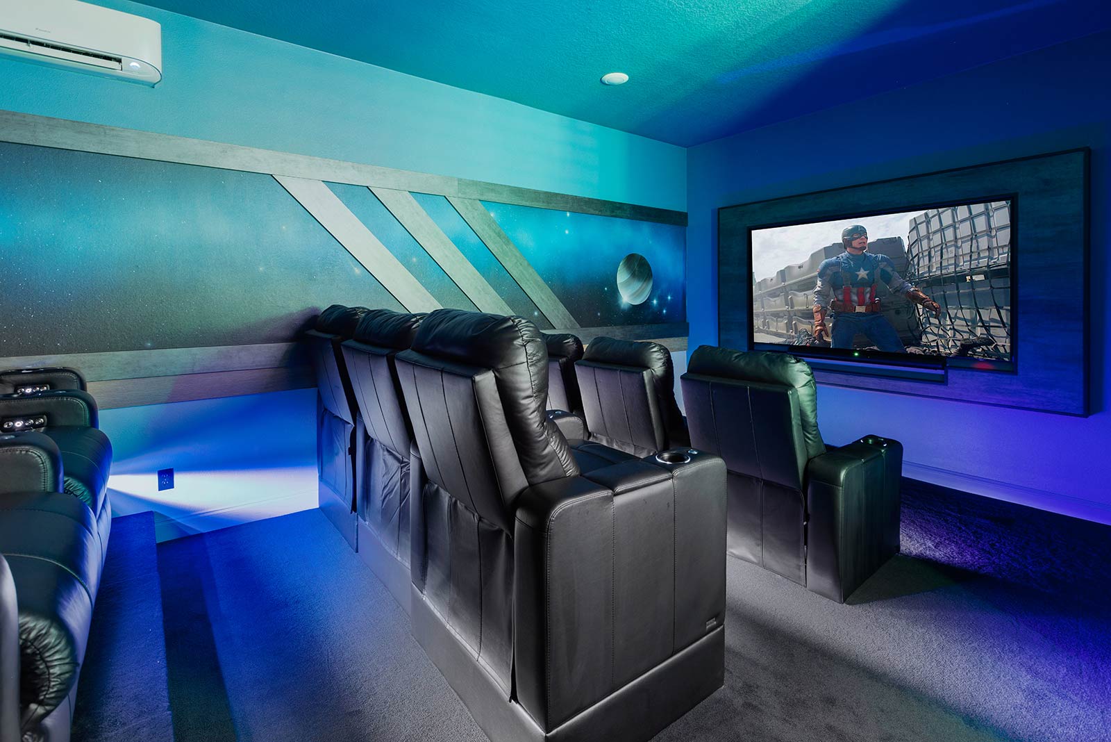 Movie Theater w/ Reclining Chairs, Basketball & Arcade Machine *Highlight*