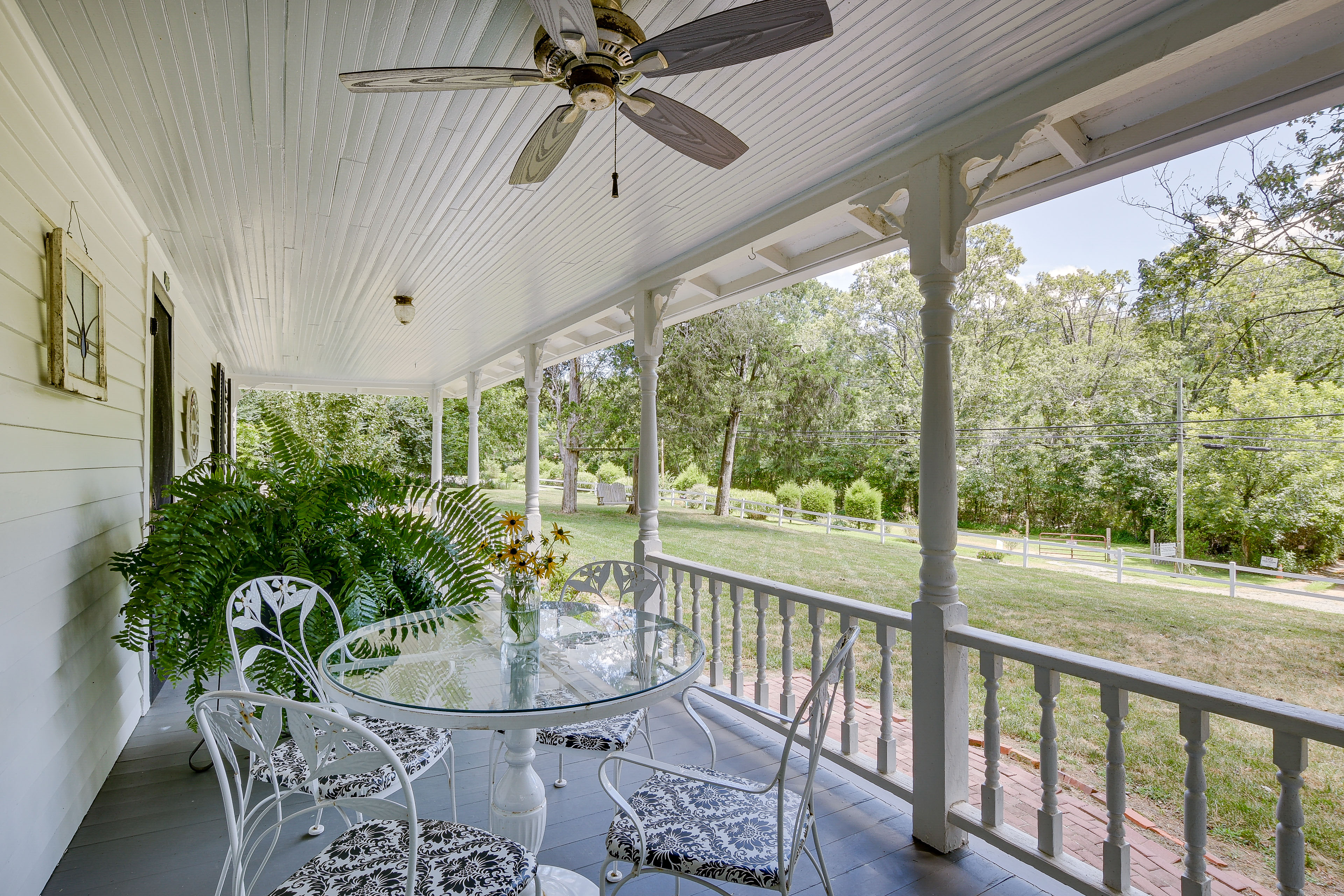 Property Image 2 - Historic & Charming Pittsboro Home w/ Fireplaces