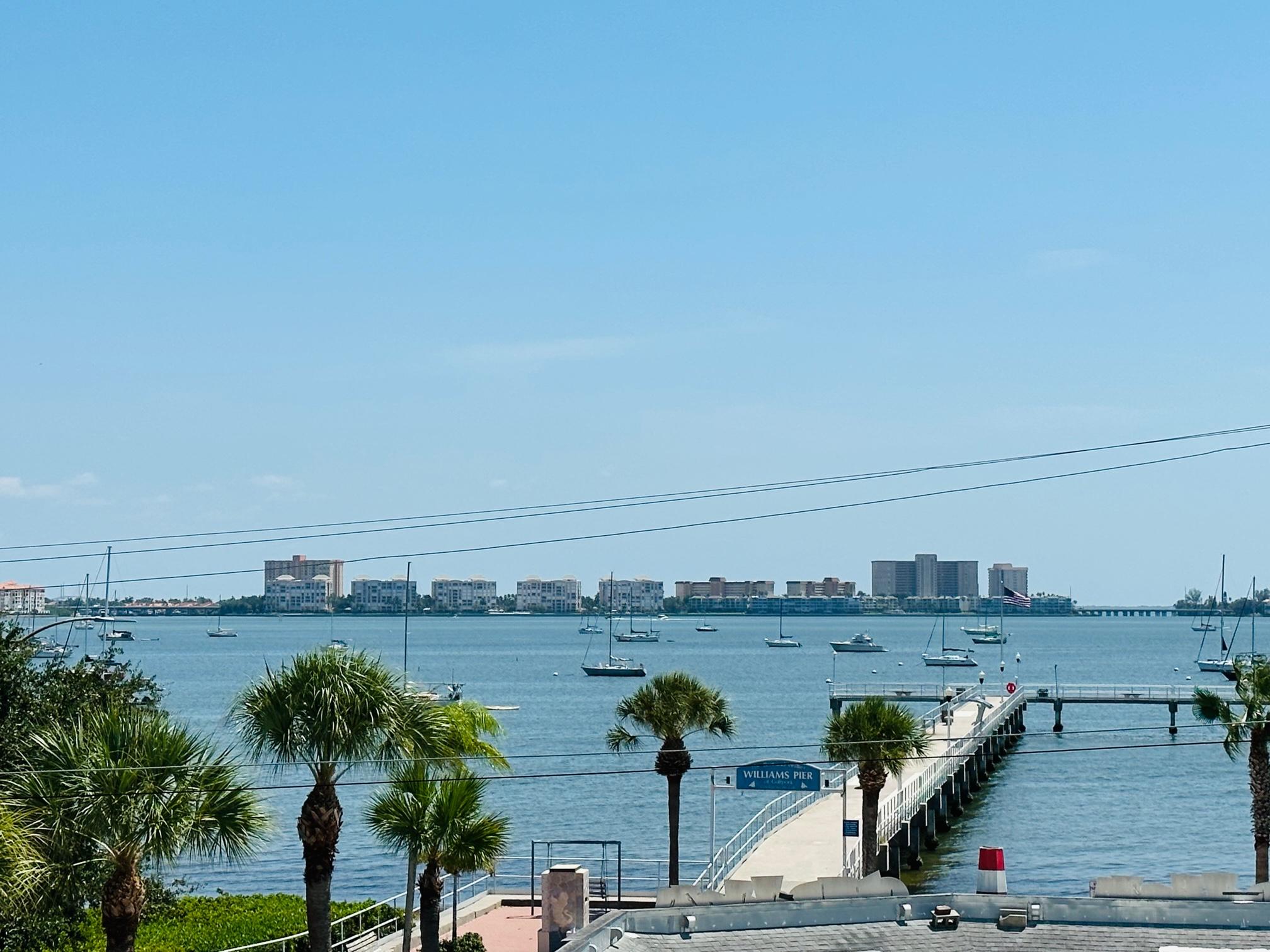 Gulfport Luxury Waterfront Parking Wi-Fi