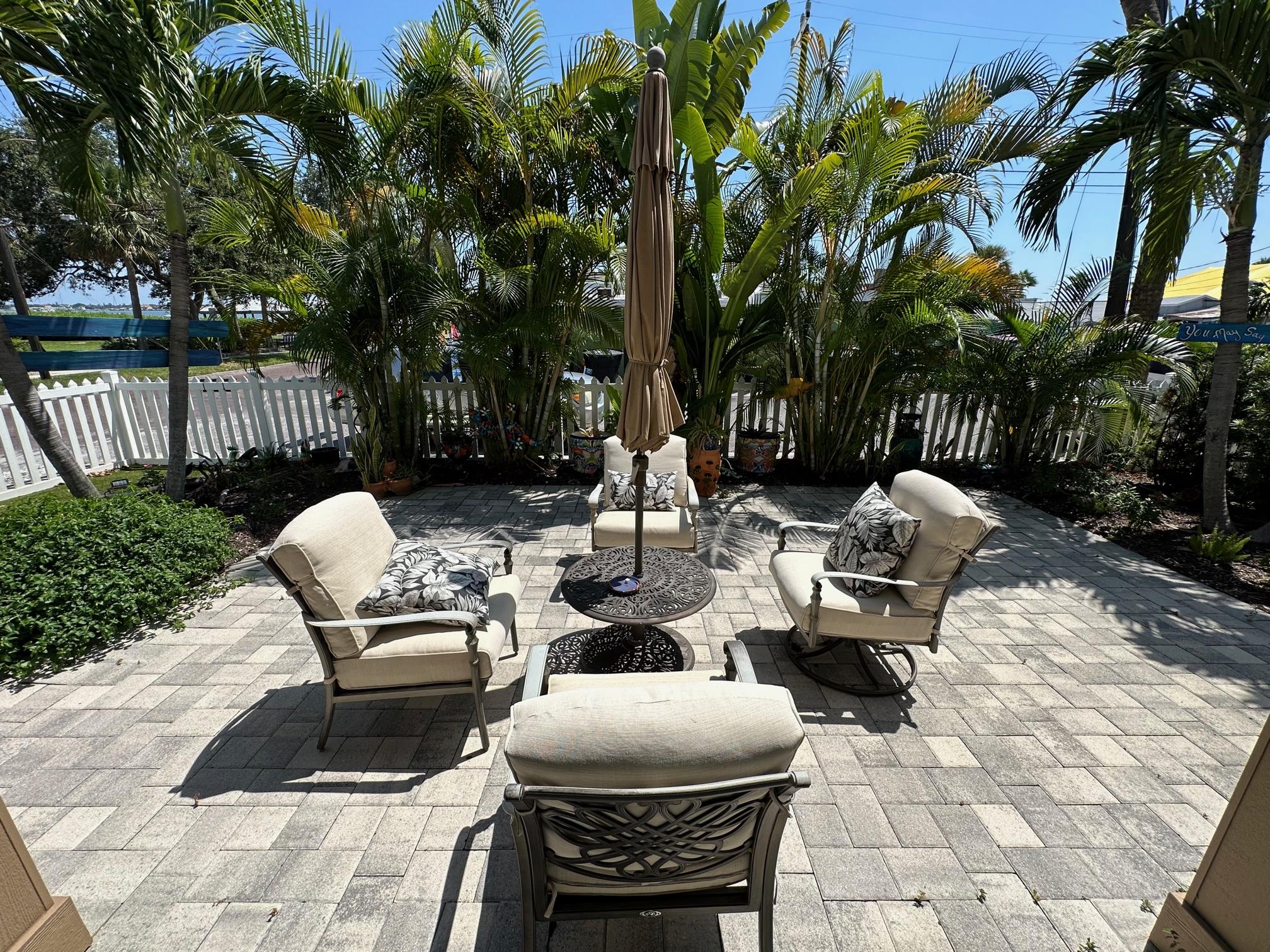 Property Image 2 - Gulfport Luxury Waterfront Parking Wi-Fi