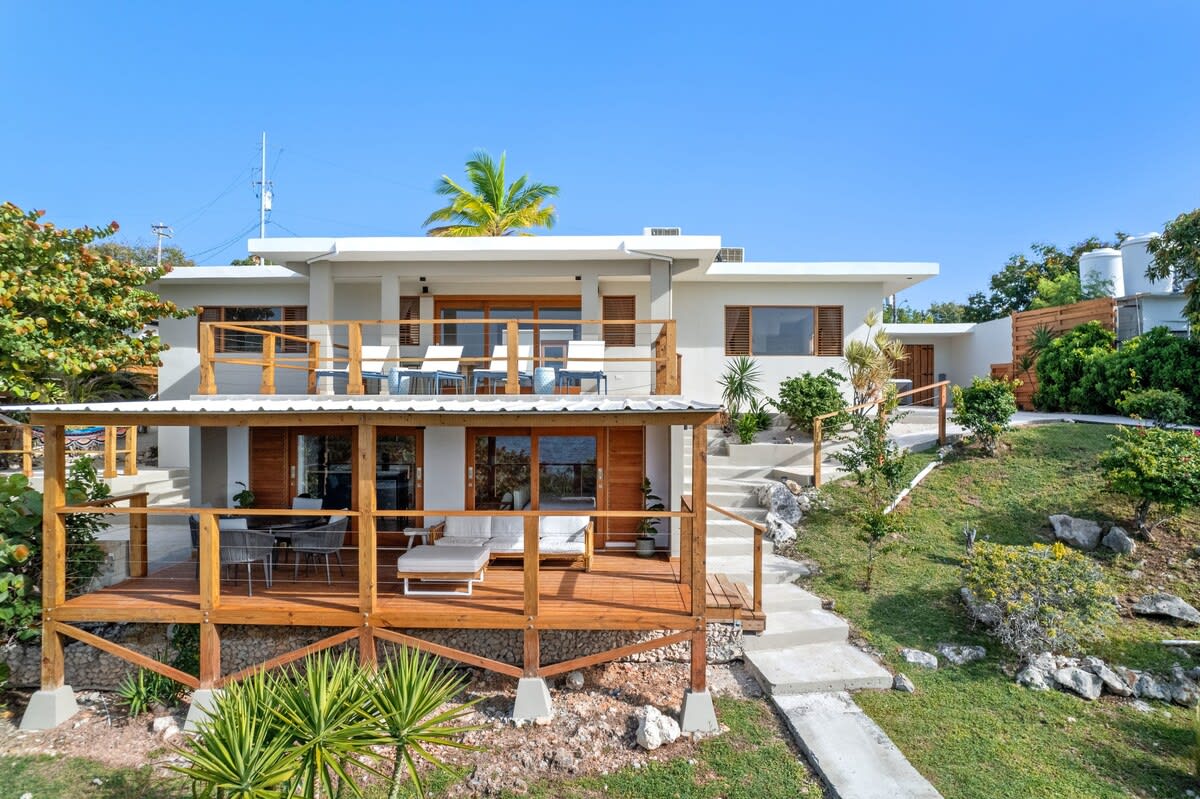 Property Image 1 - Villa Pacifica at Mary Lee’s by the Sea