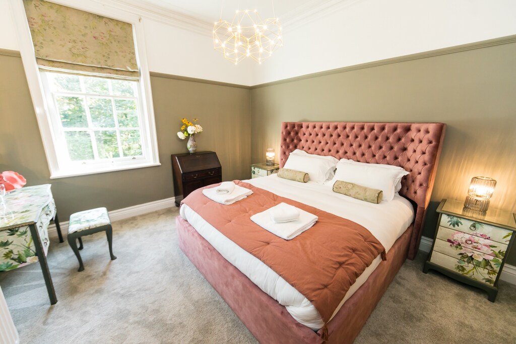 East Wing - Super King Bedroom