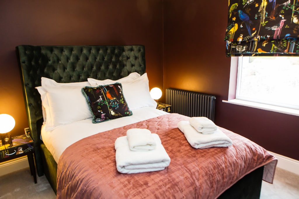 Lodge Suite - En-Suite Bedroom