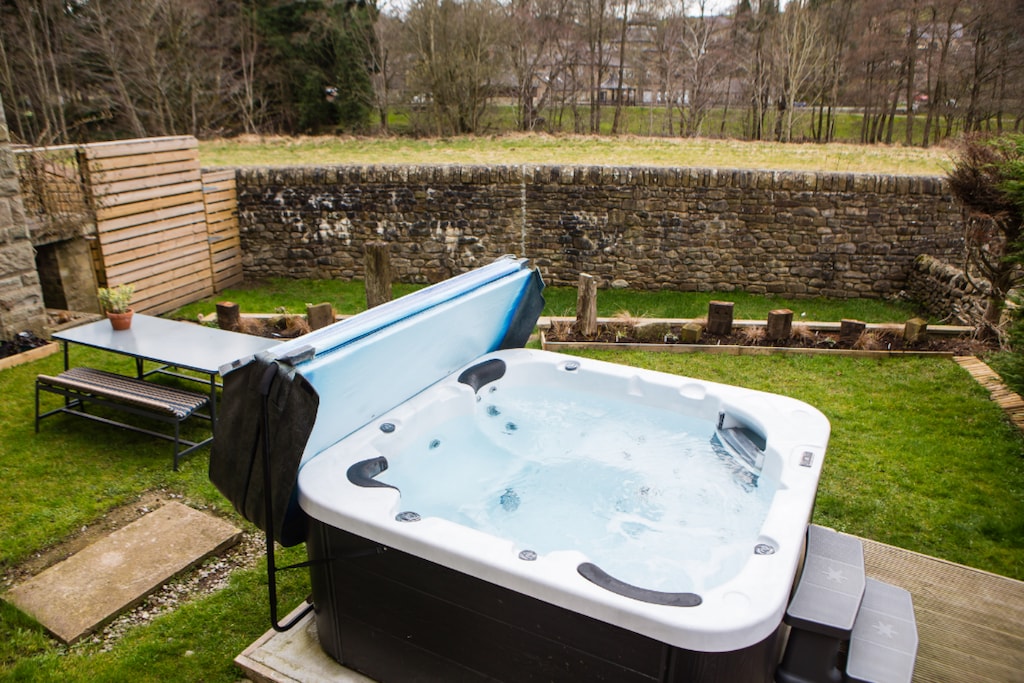Lodge Suite Garden & Hot Tub