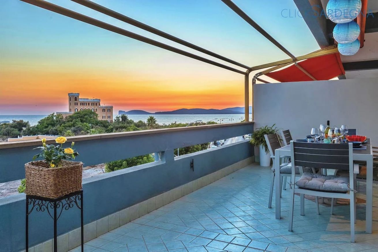 Property Image 1 - Alghero penthouse with large terrace overlooking the sea et parking space