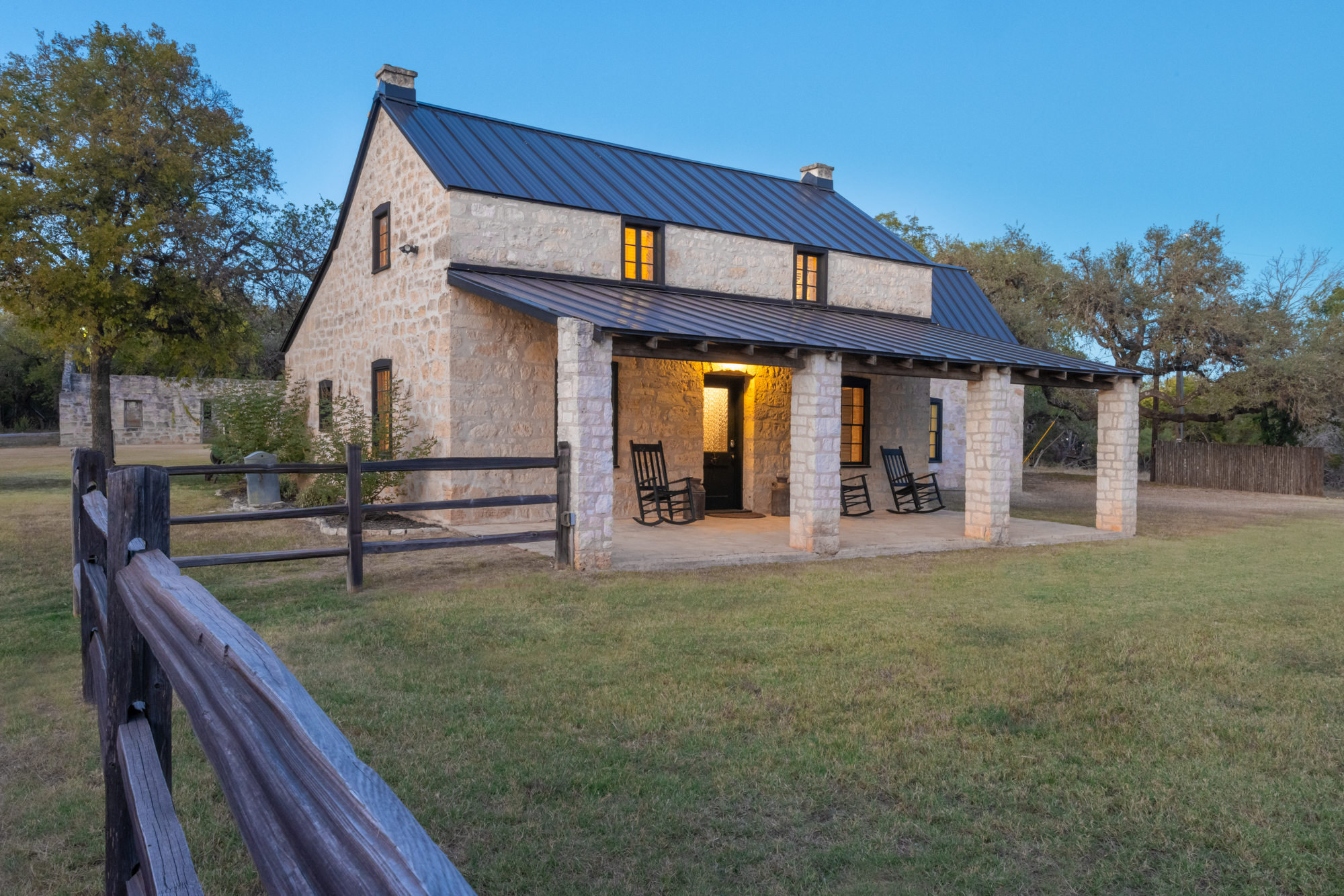 Marschall Creek - Late 1800's German Style Farmhouse