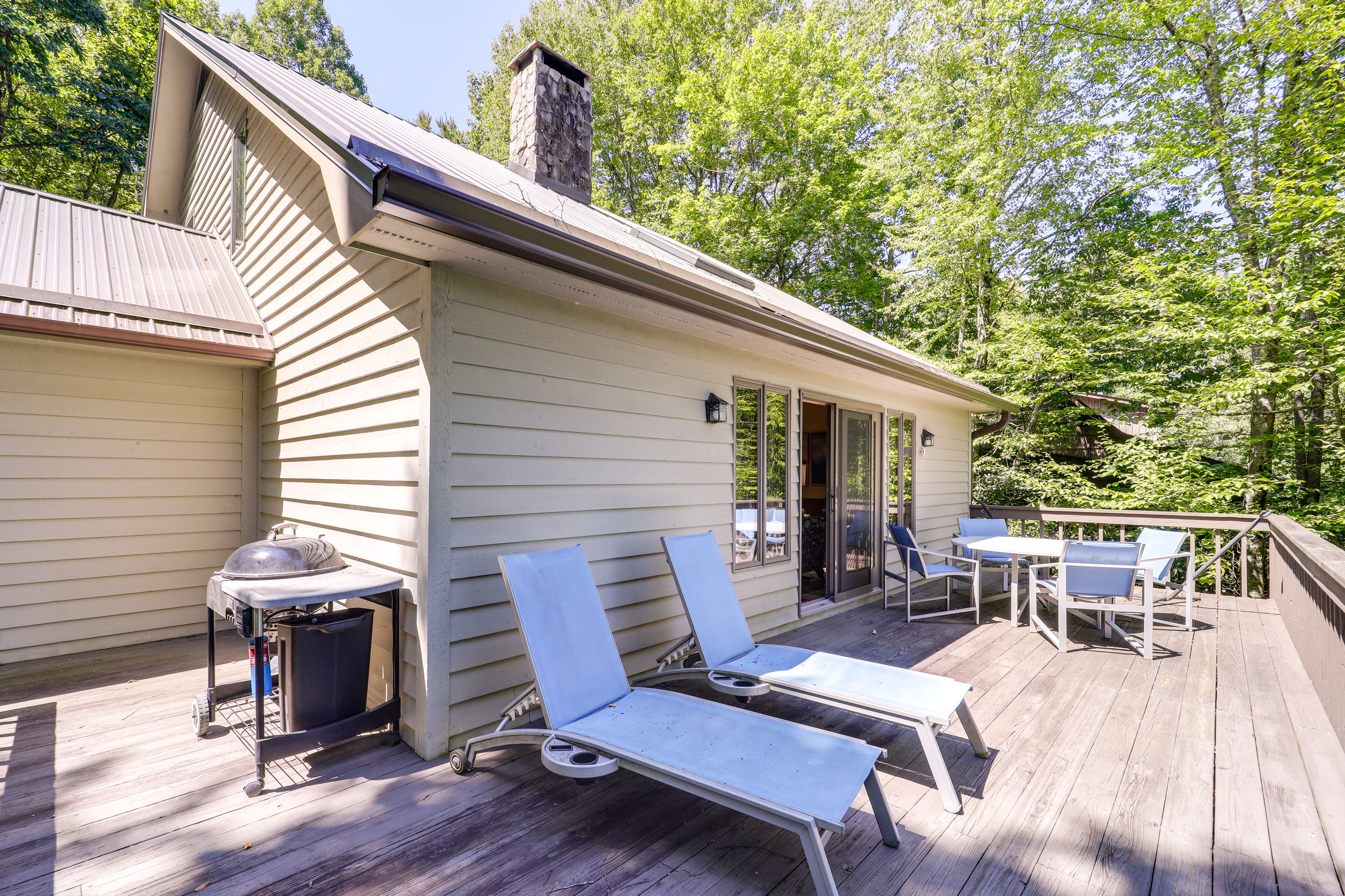 Property Image 2 - Dog-Friendly Blowing Rock Vacation Rental w/ Views