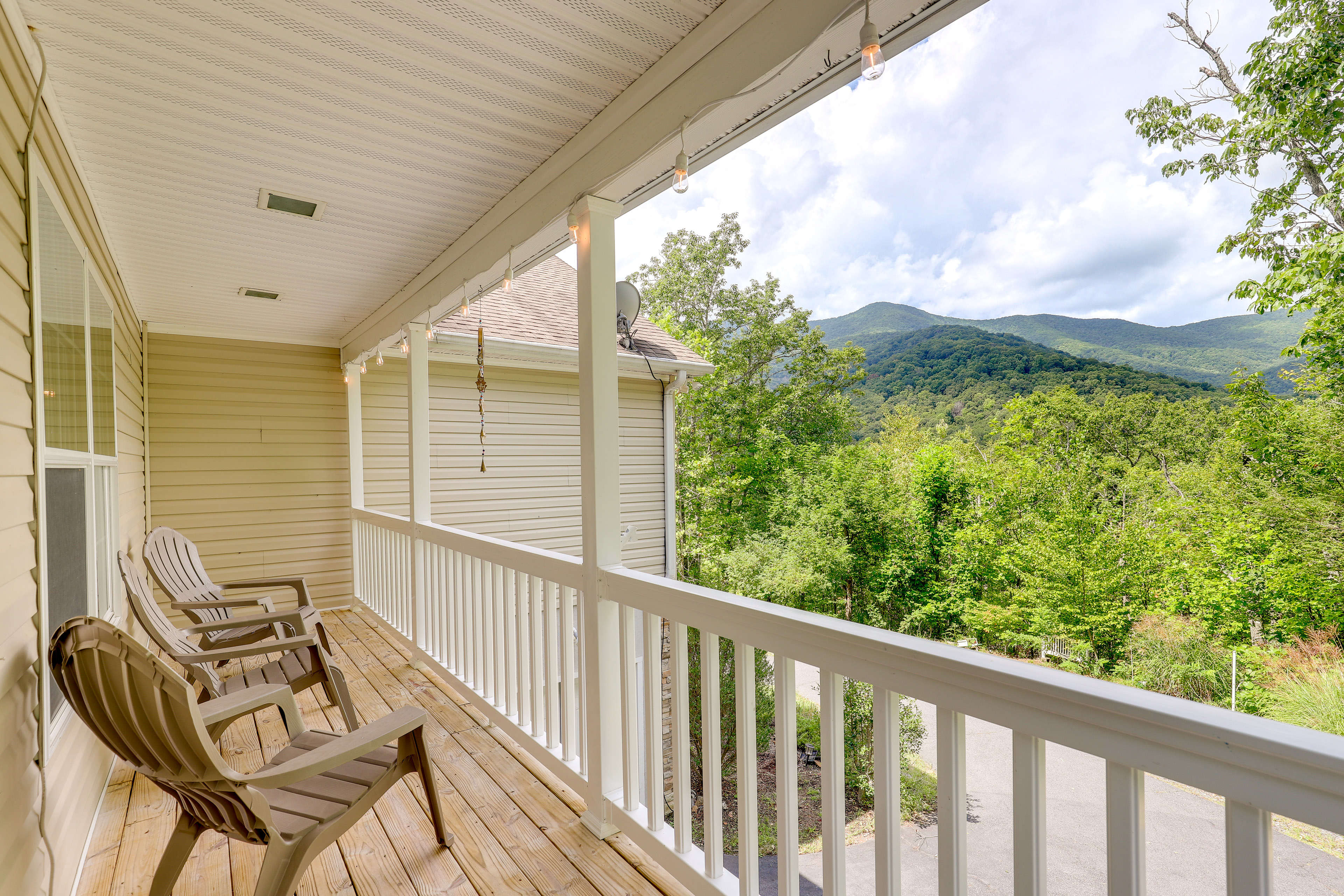 Property Image 1 - Black Mountain Retreat w/ Hot Tub + Mountain Views