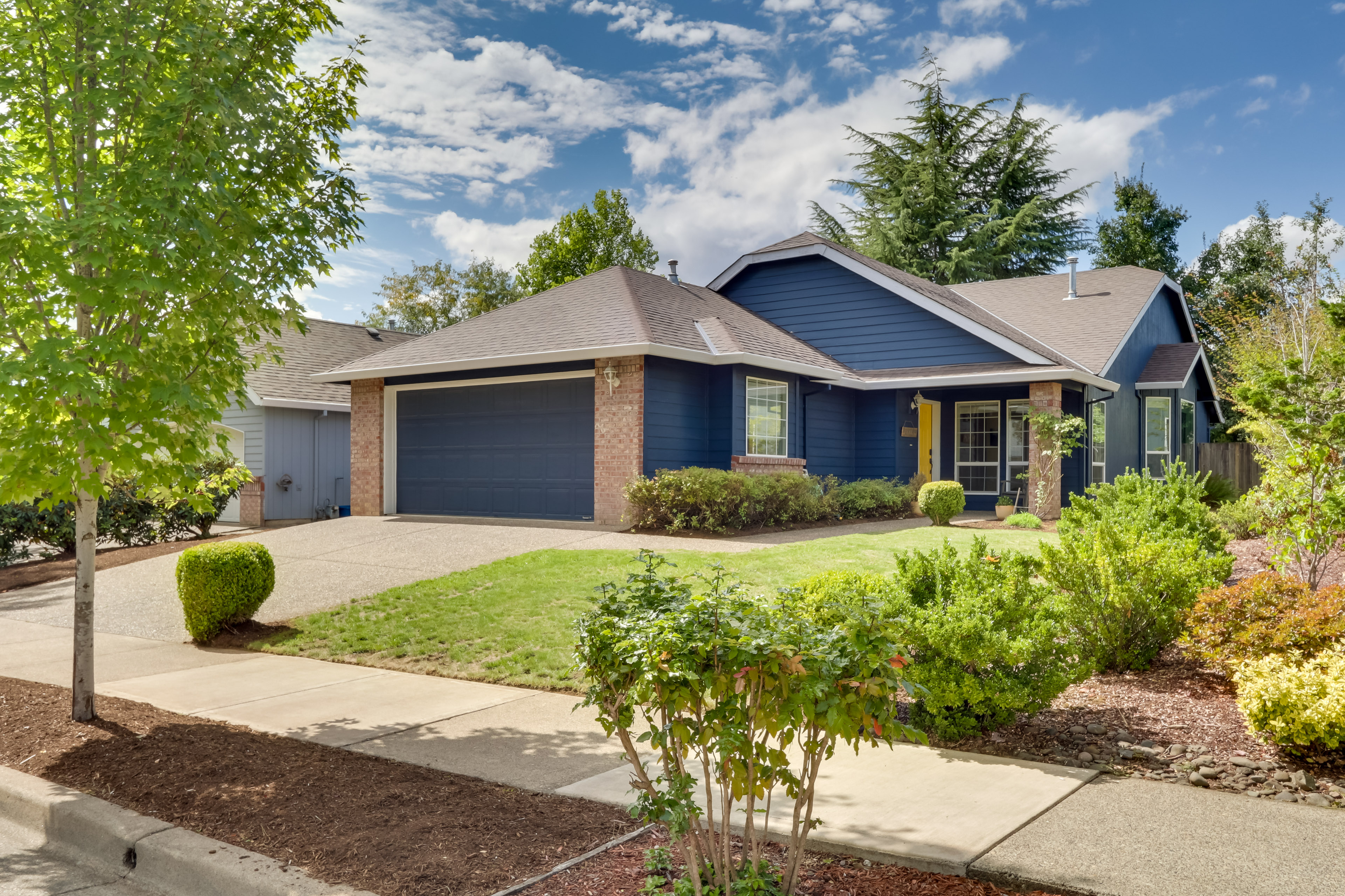 Property Image 1 - Tasteful Tualatin Home: 40 Mi to Willamette Valley