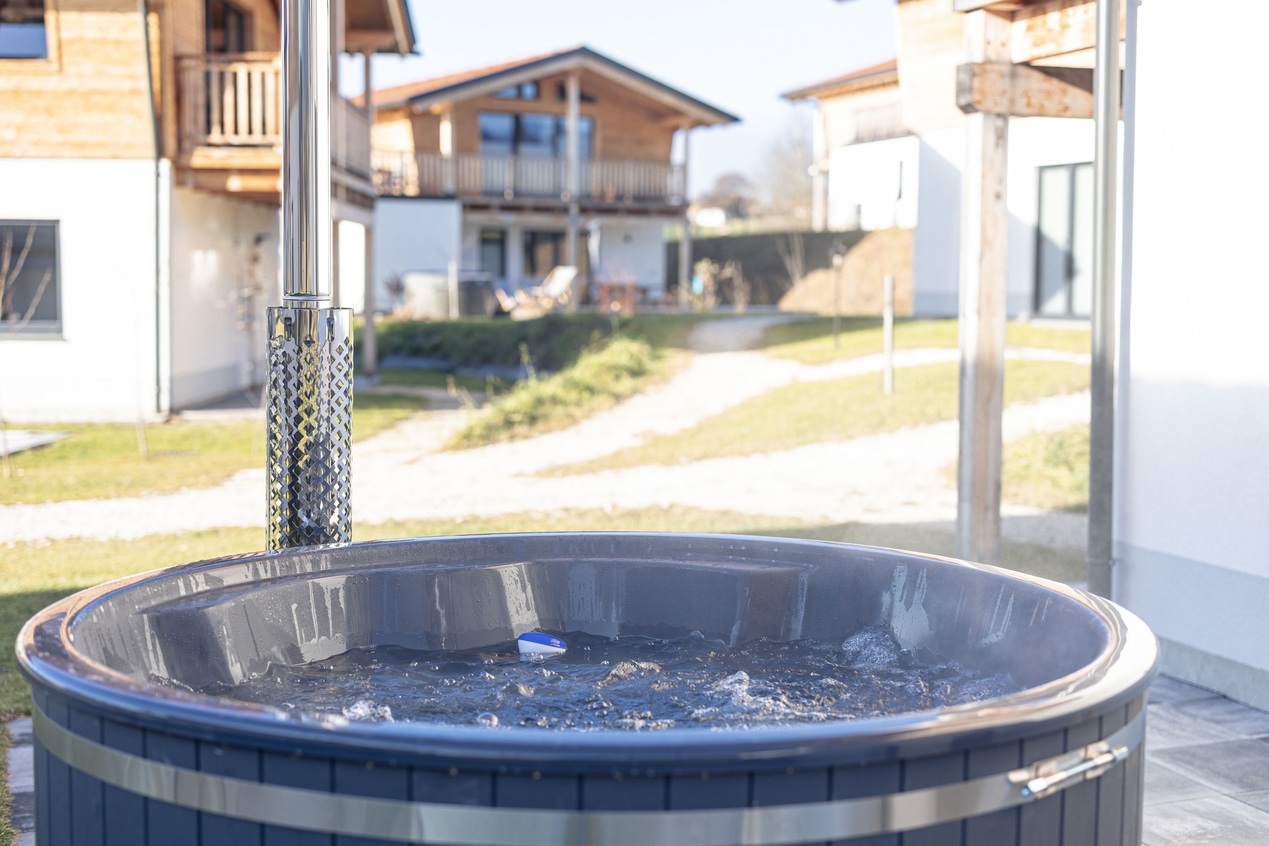 Property Image 1 - Chalet mit Sauna & Hot Tub für 10 Personen