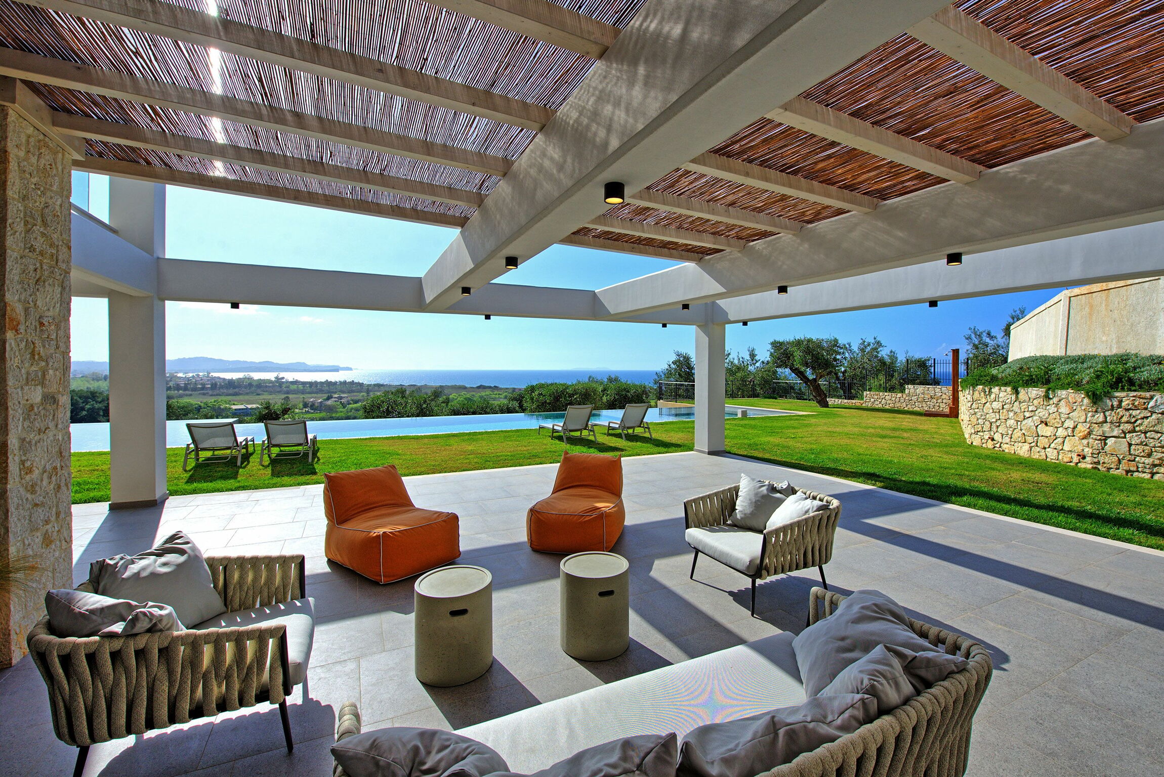 Property Image 2 - Villa Ebellina