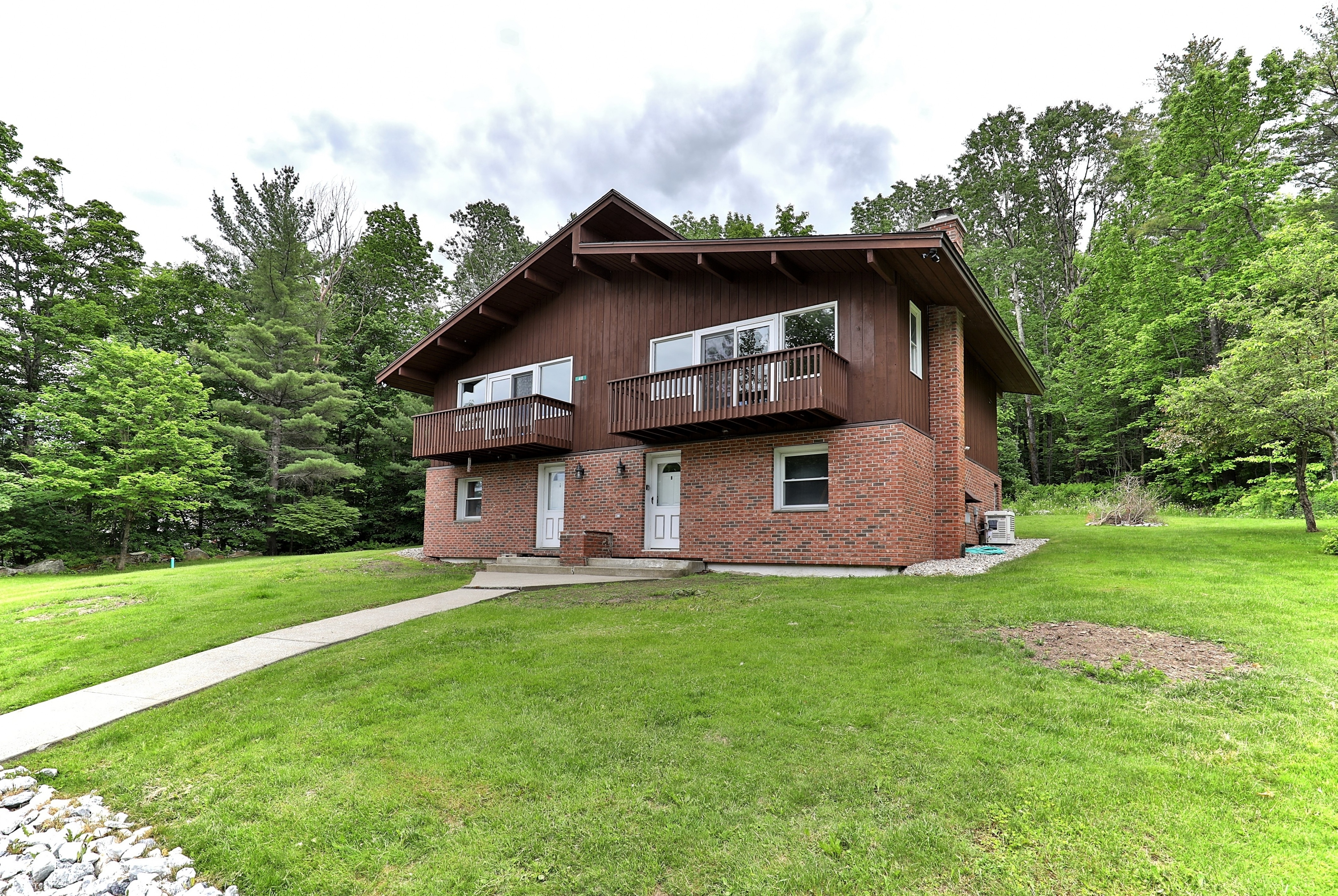 Breakaway House - Unit B