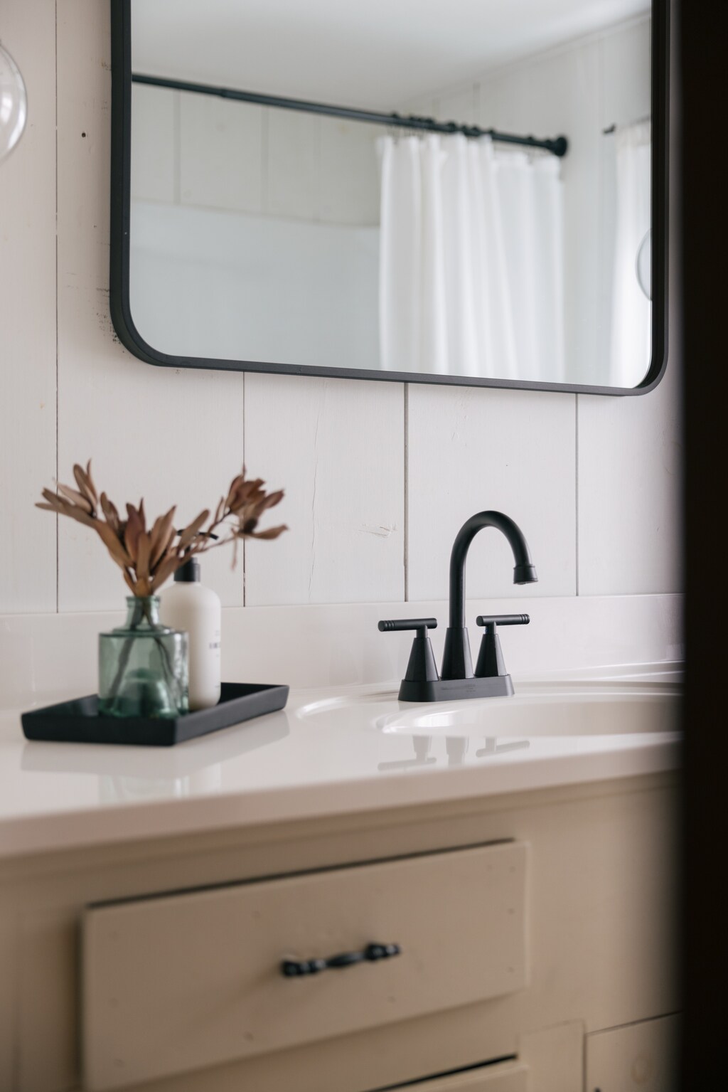 Full bathroom on first floor.