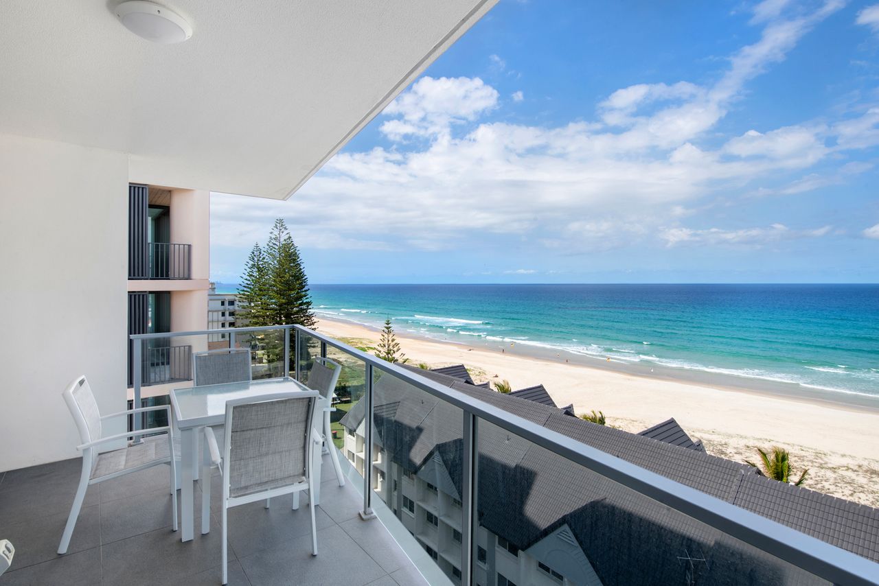 Property Image 1 - Ocean Views Apartment with Rooftop Pool