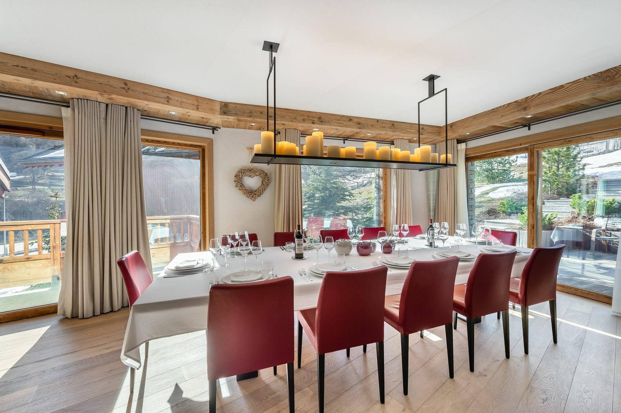 Property Image 2 - SKI In and Out, Luxury 6 bedrooms chalet in Meribel with Pirvate spa and Game room- 12 pax