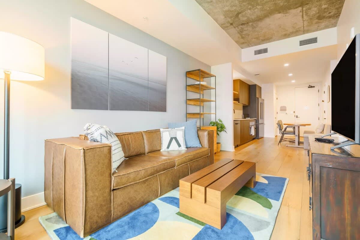 Property Image 2 - Stylish Natiivo I Modern 1-BR Apt in Austin