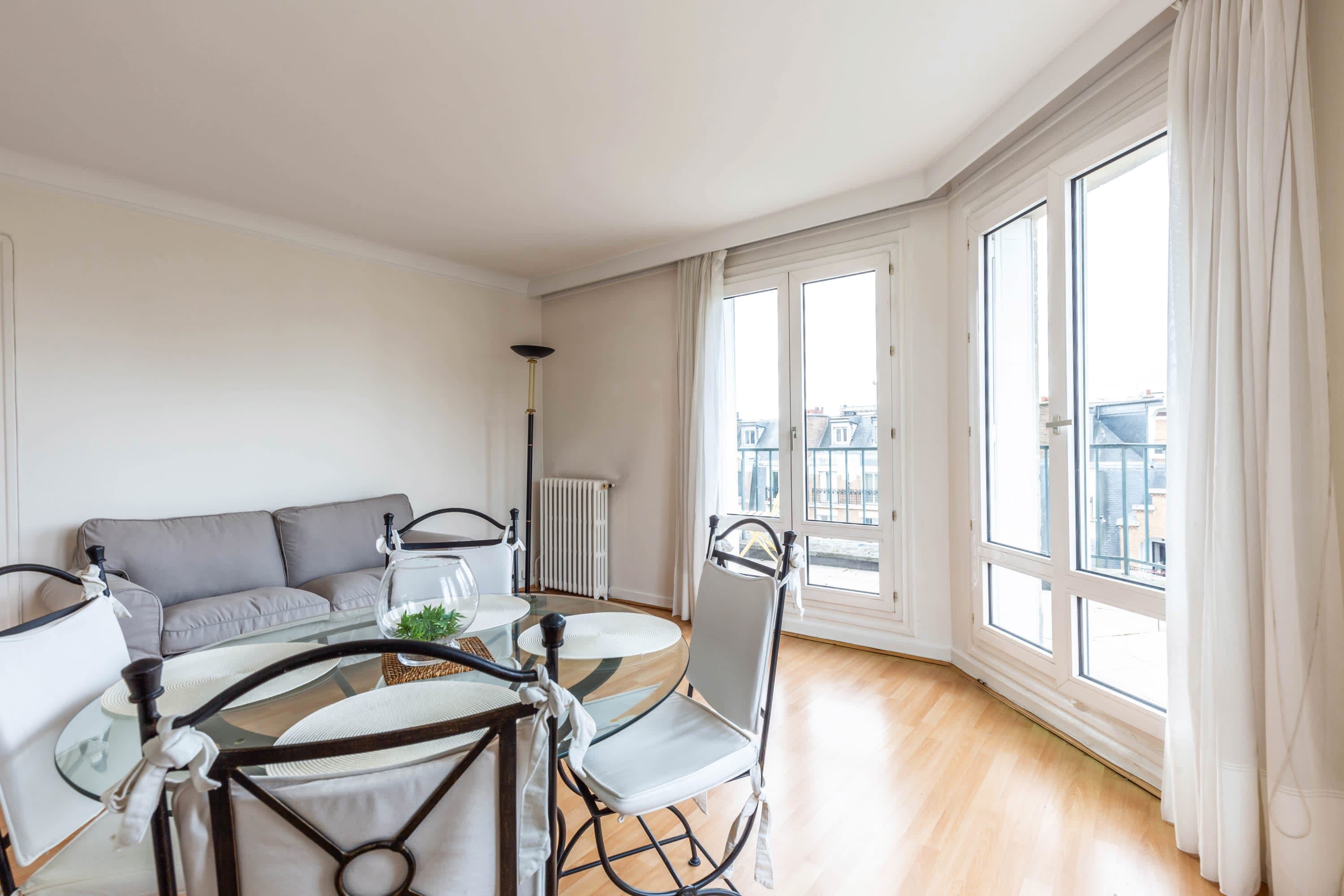 Property Image 2 - Amiral View | Great 1 Bedroom Apartment in Paris