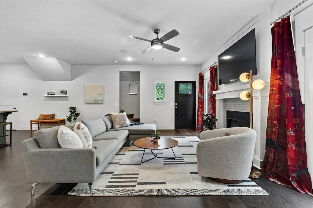 Nestled at the base of Millsap Mountain and just minutes from downtown, The Millsap offers premium accommodations year-round!