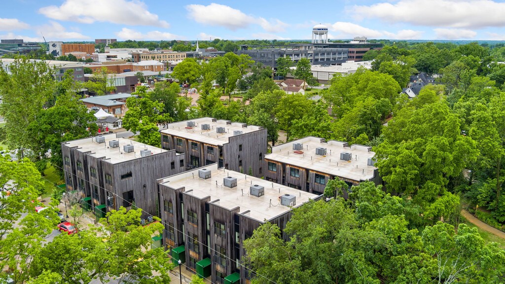 We're located within 1.5 miles of all Bentonville has to offer. Walk 1 block from the house to reach the Downtown Square!