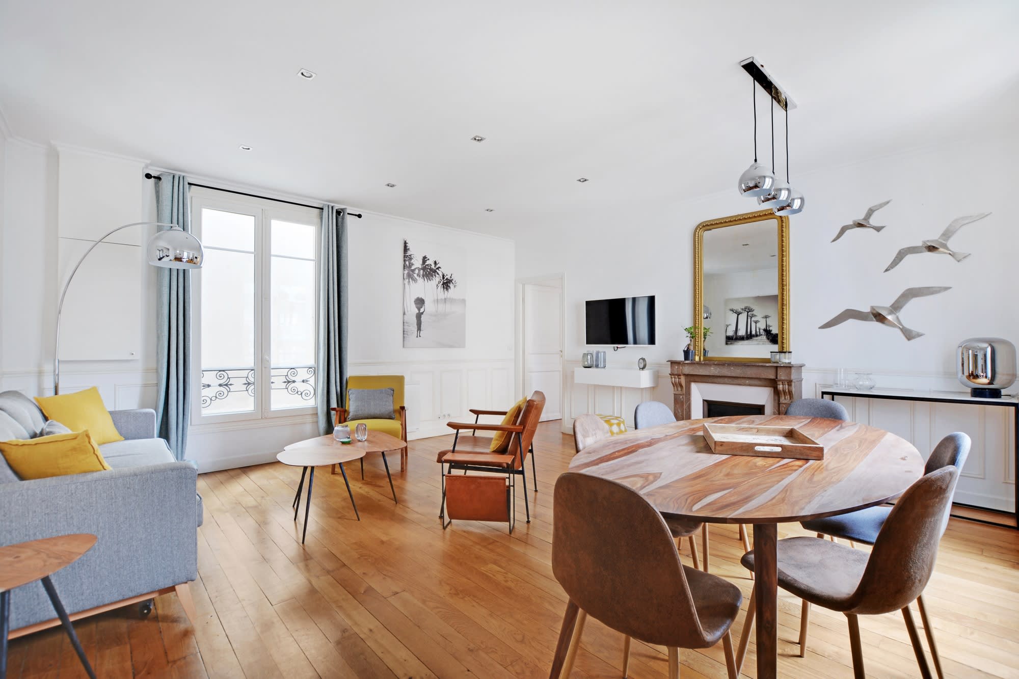 Property Image 1 - Bright Gautier | Chic 2 Bedroom Apartment in Paris