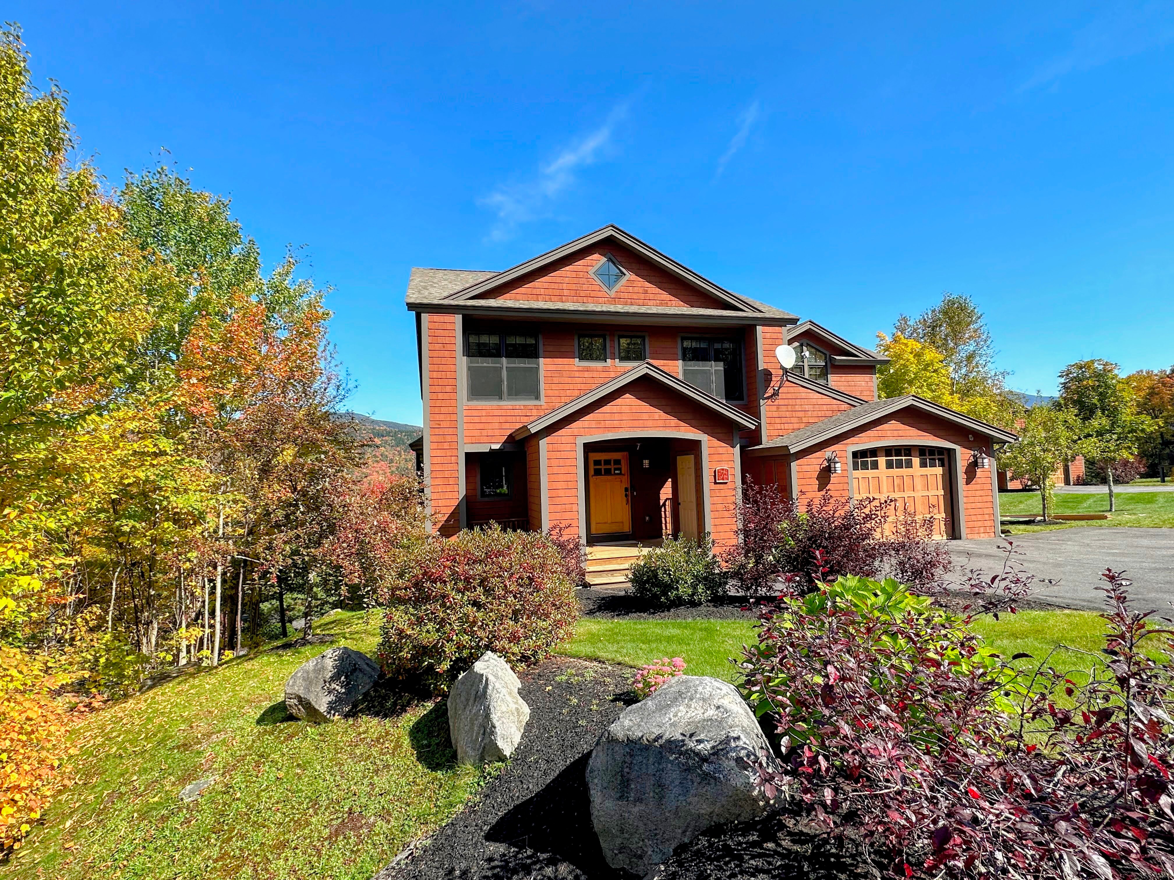 Property Image 2 - P7 Luxury Presidential View Townhome - easy ski-in ski-out in Bretton Woods! Magnificent views!