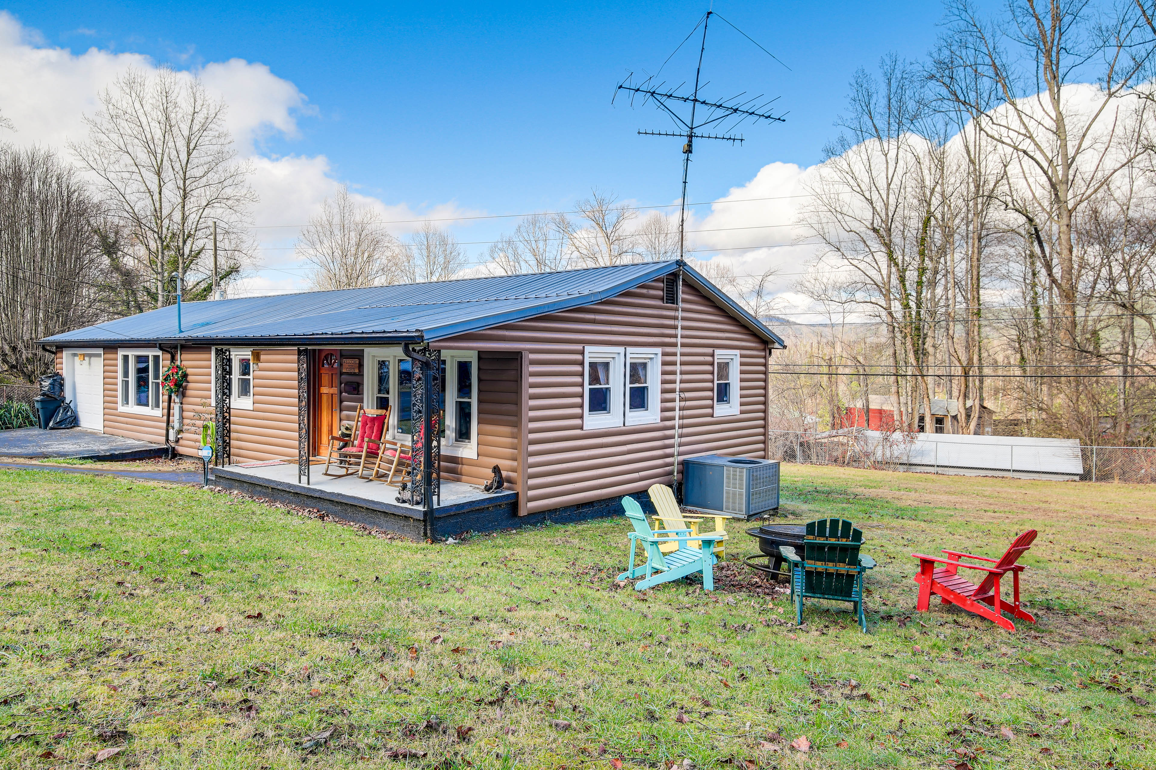 Property Image 1 - Furnished Deck: Rustic Cabin in Cosby!