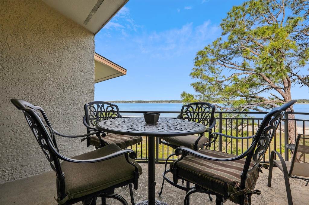Balcony with Views of the Calibogue Sound