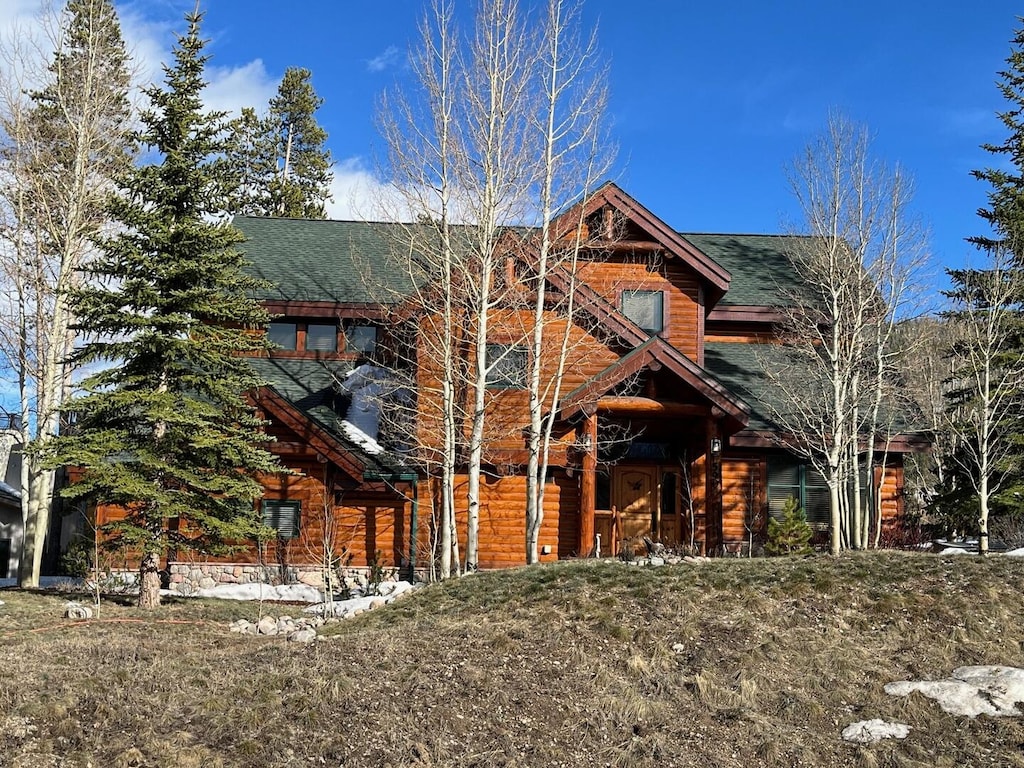 Waterdance 590 Exterior