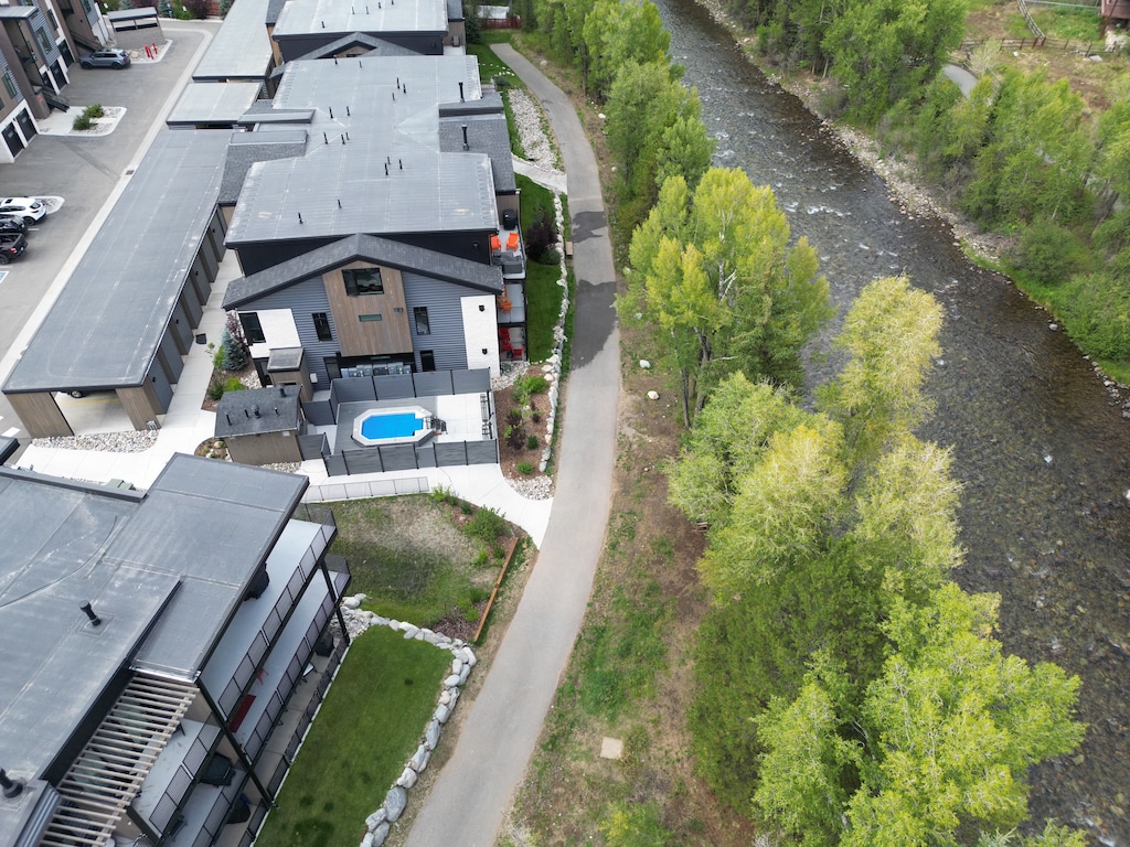 Exterior, River West 924, Silverthorne Vacation Rental