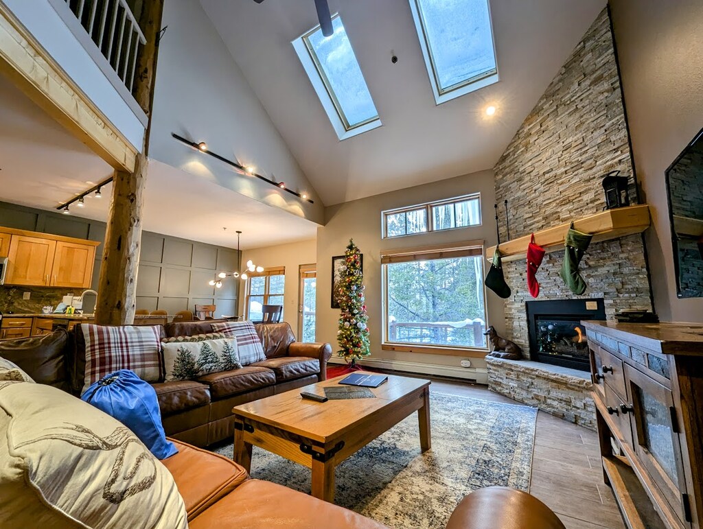 Stunning vacation townhome in West Keystone
