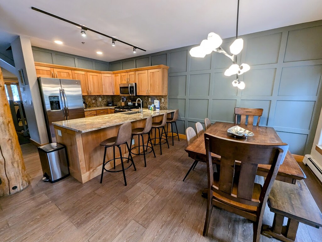 Updated kitchen and dining room