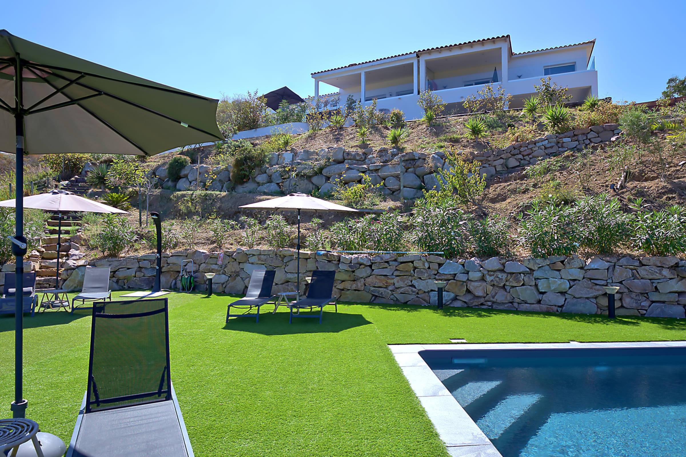 Property Image 2 - Superb villa with pool and sea view in Calcatoggio
