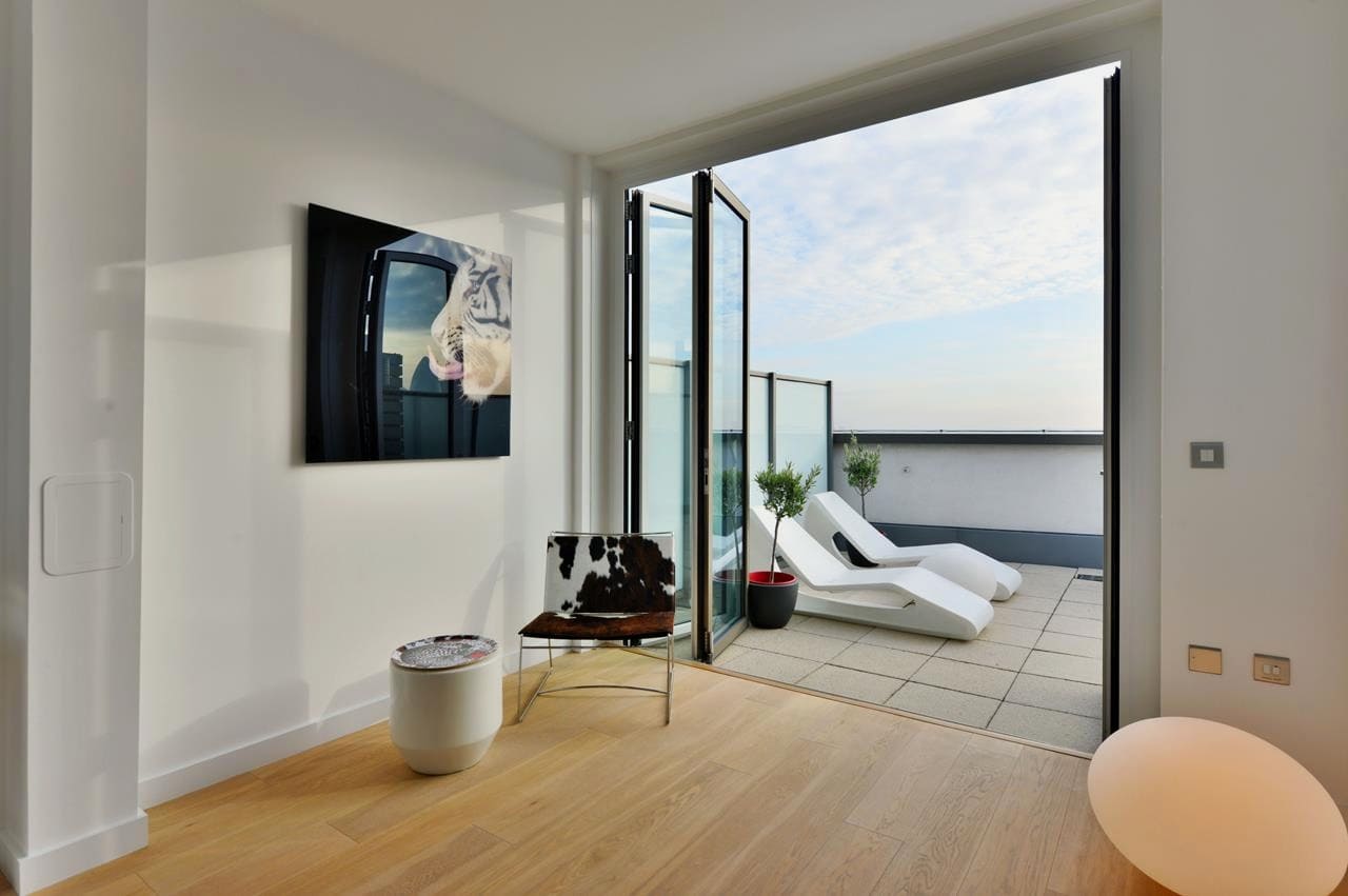 Roof terrace entrance door 