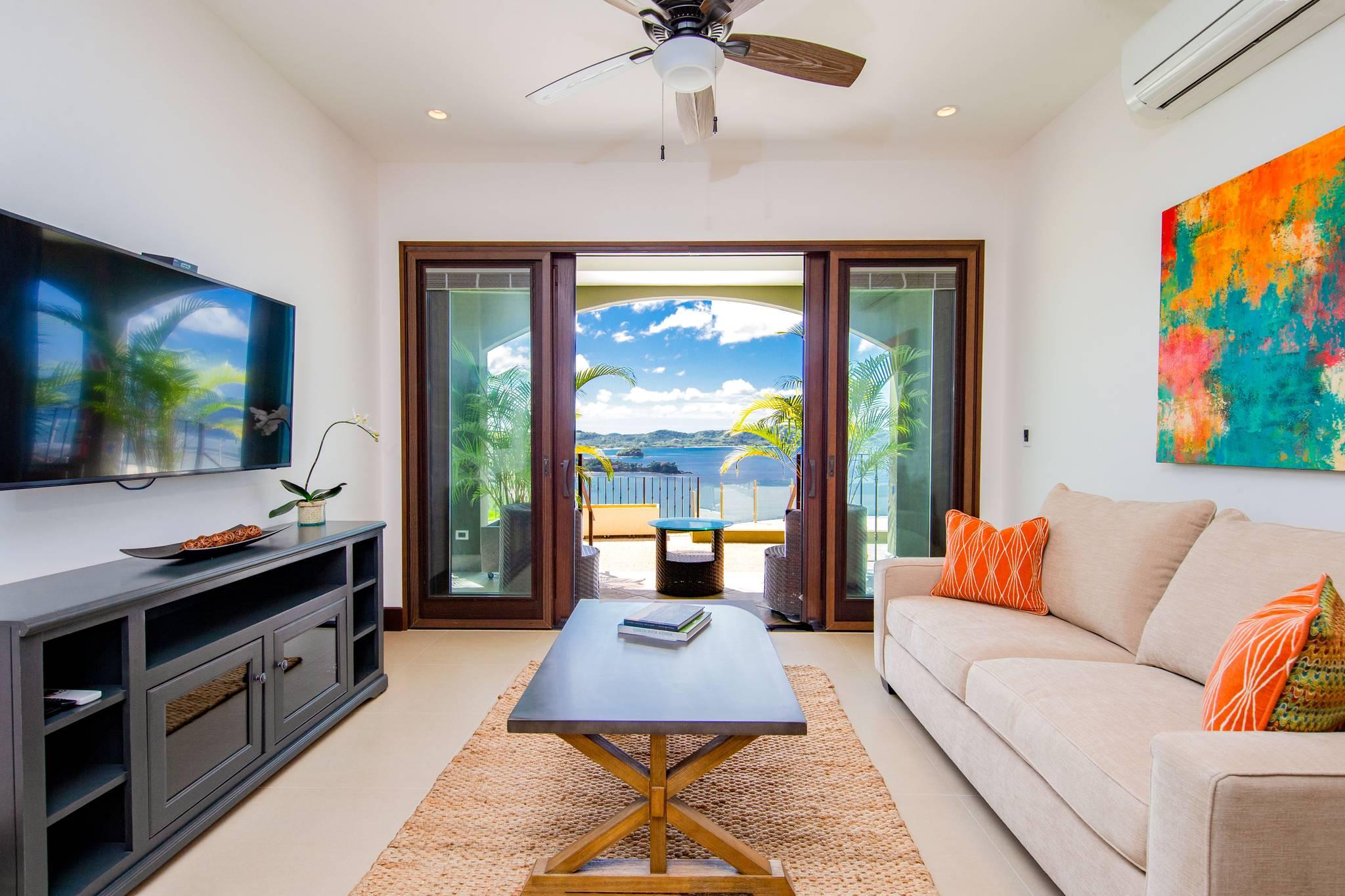 Property Image 2 - 360 Splendor 305-Ocean View Condo-Breakfast Included!