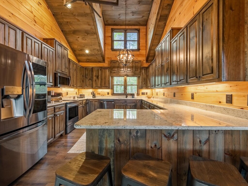 The Bird's Nest - Kitchen