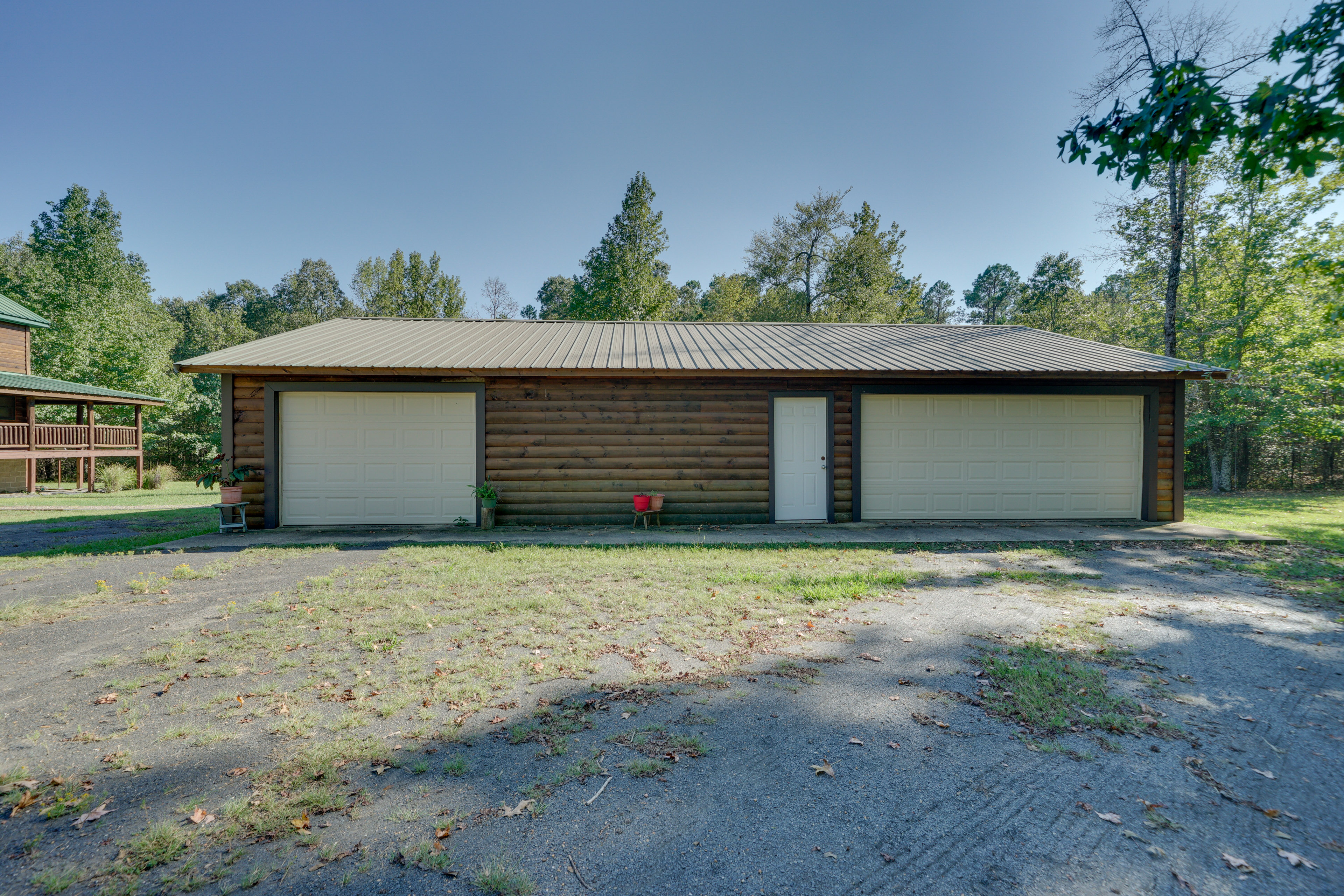 Property Image 2 - Secluded Broken Bow Cabin w/ Fire Pit and Deck!