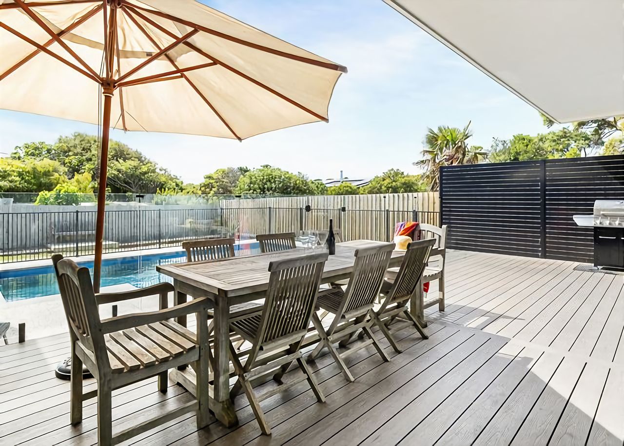 Property Image 2 - Holiday Escape Pool and Alfresco