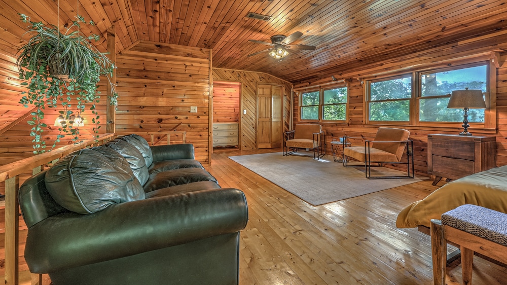 Camp Ollie - Mountain View | Hot Tub | Firepit