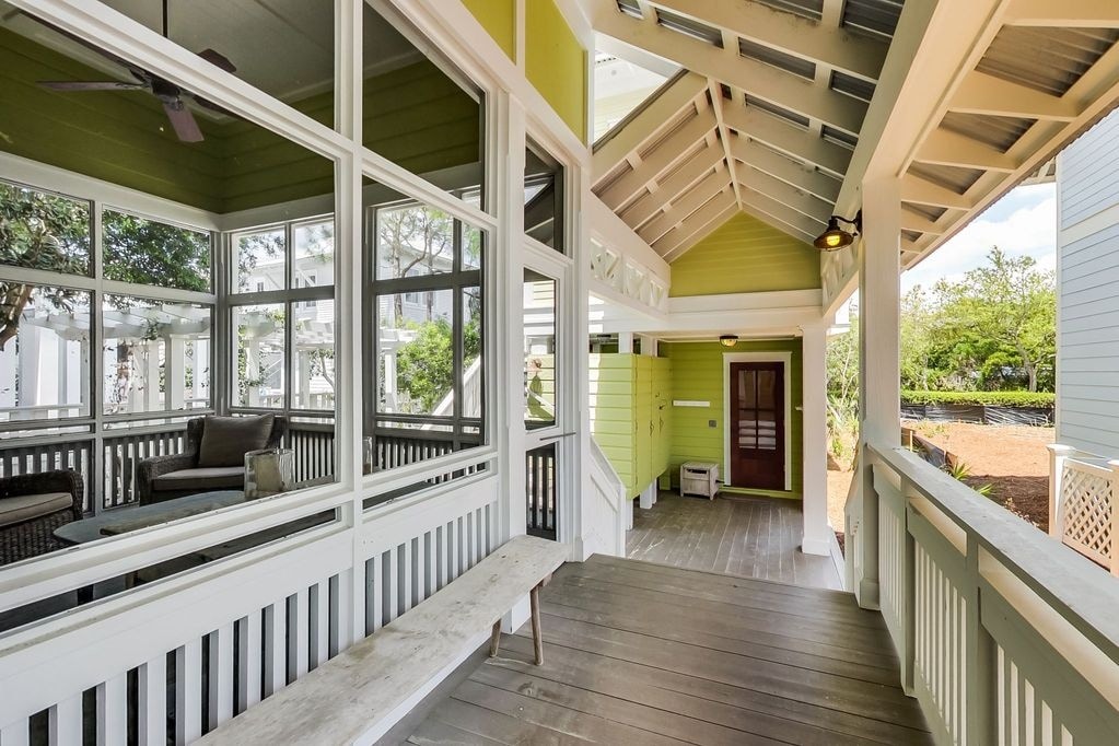 Screened-in Porch and Covered Walkway