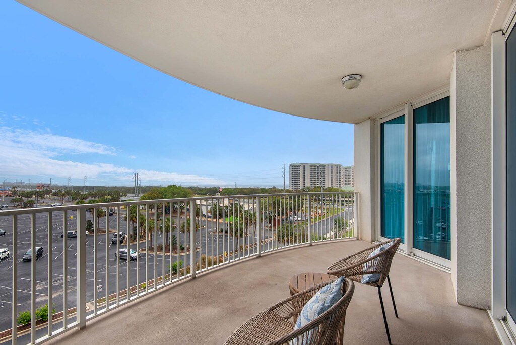 Palms Resort #1516 balcony views
